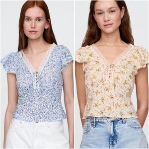 GAP Women’s 2-Piece Flutter Sleeve Top Bundle – Size Small